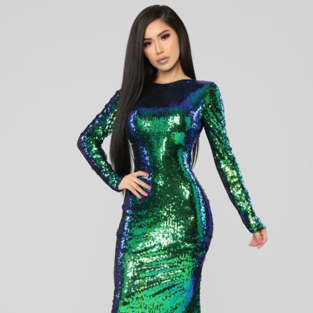 Date with the Night Sequin Dress. Long Sleeve